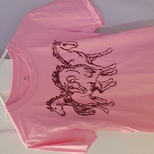 Kerrits xl kids equestrian t-shirt